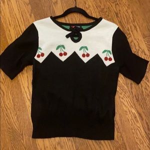 Hell Bunny cherry sweater M